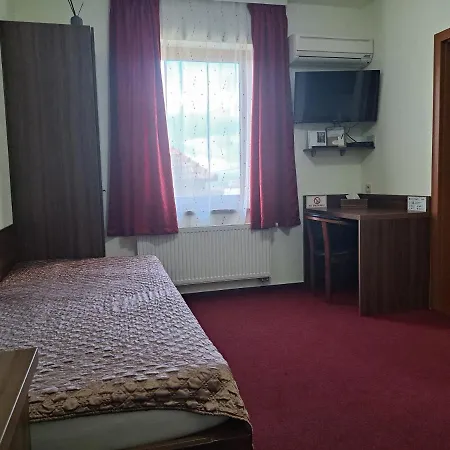 Kozak ゲストハウス